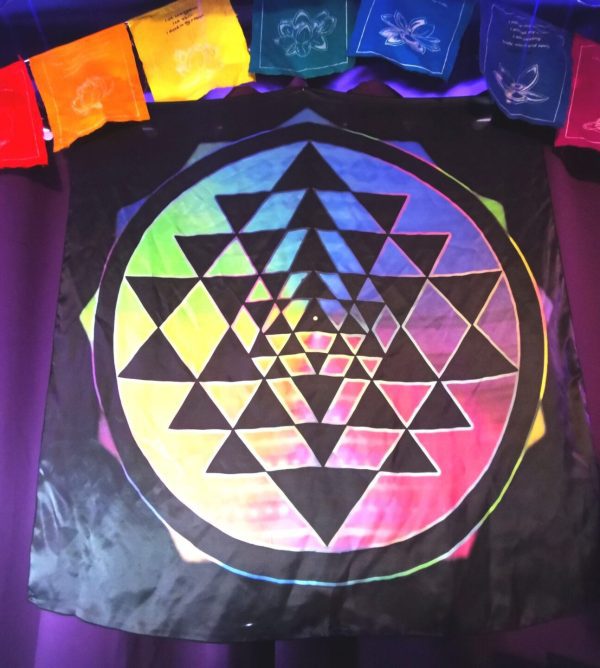 rainbow sri yantra